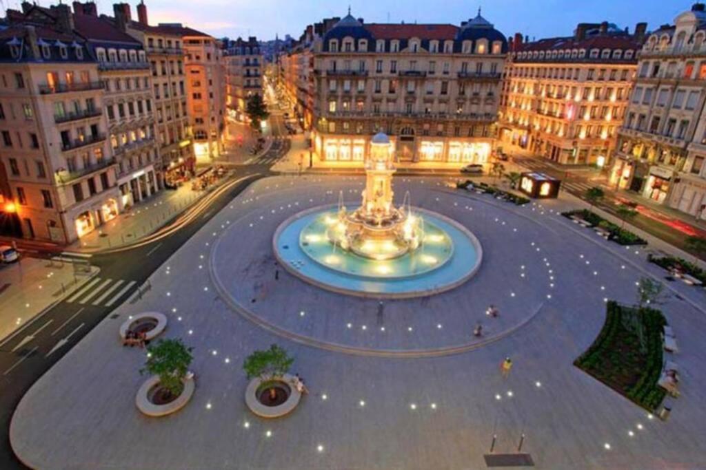 Le Boudoir Apartment Lyon Exterior photo